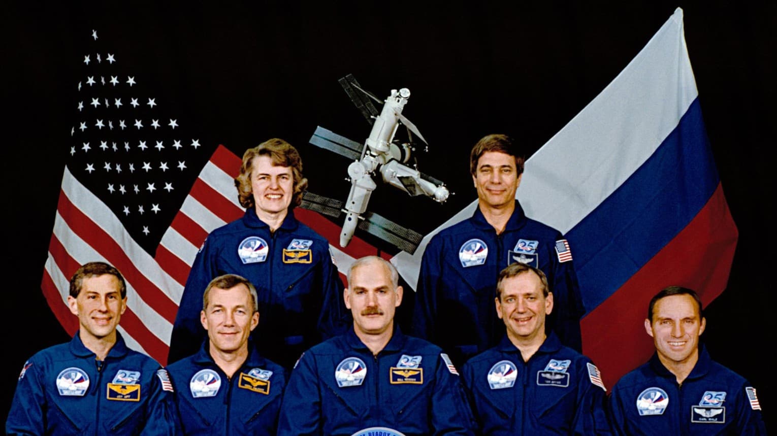 Space shuttle Atlantis landing after mission STS-79